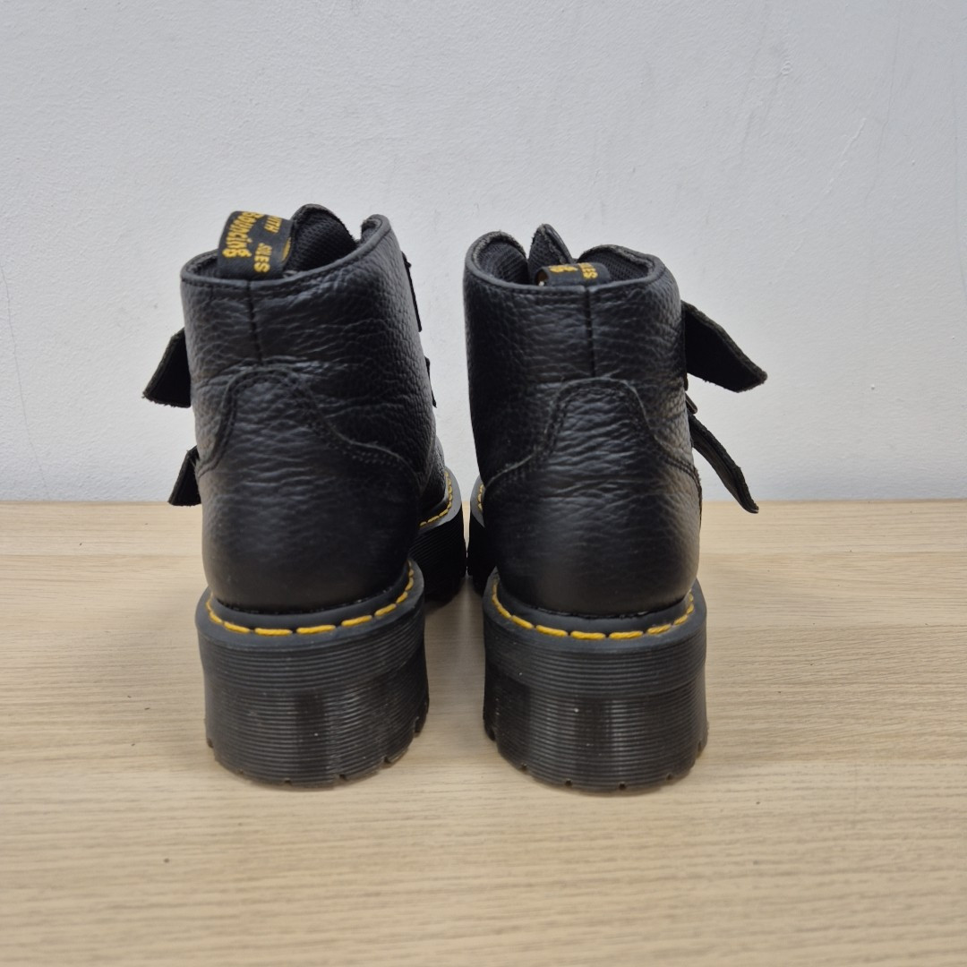 Picture 4