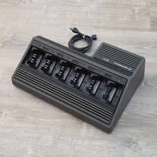 Motorola NTN1177D 6-Bay Rapid Charger | Jedi Series HT1000 MTS2000 XTS | Clean