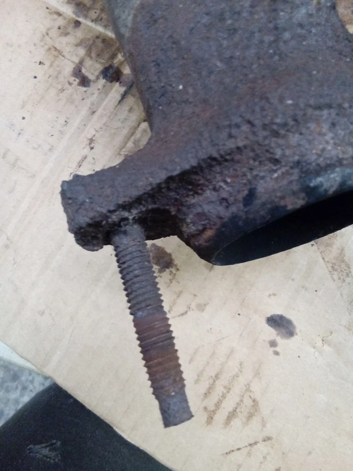 Buick Skylark 350 1971 colector de escape derecho V8 340 Riviera Electra Century Foto 3 de 4