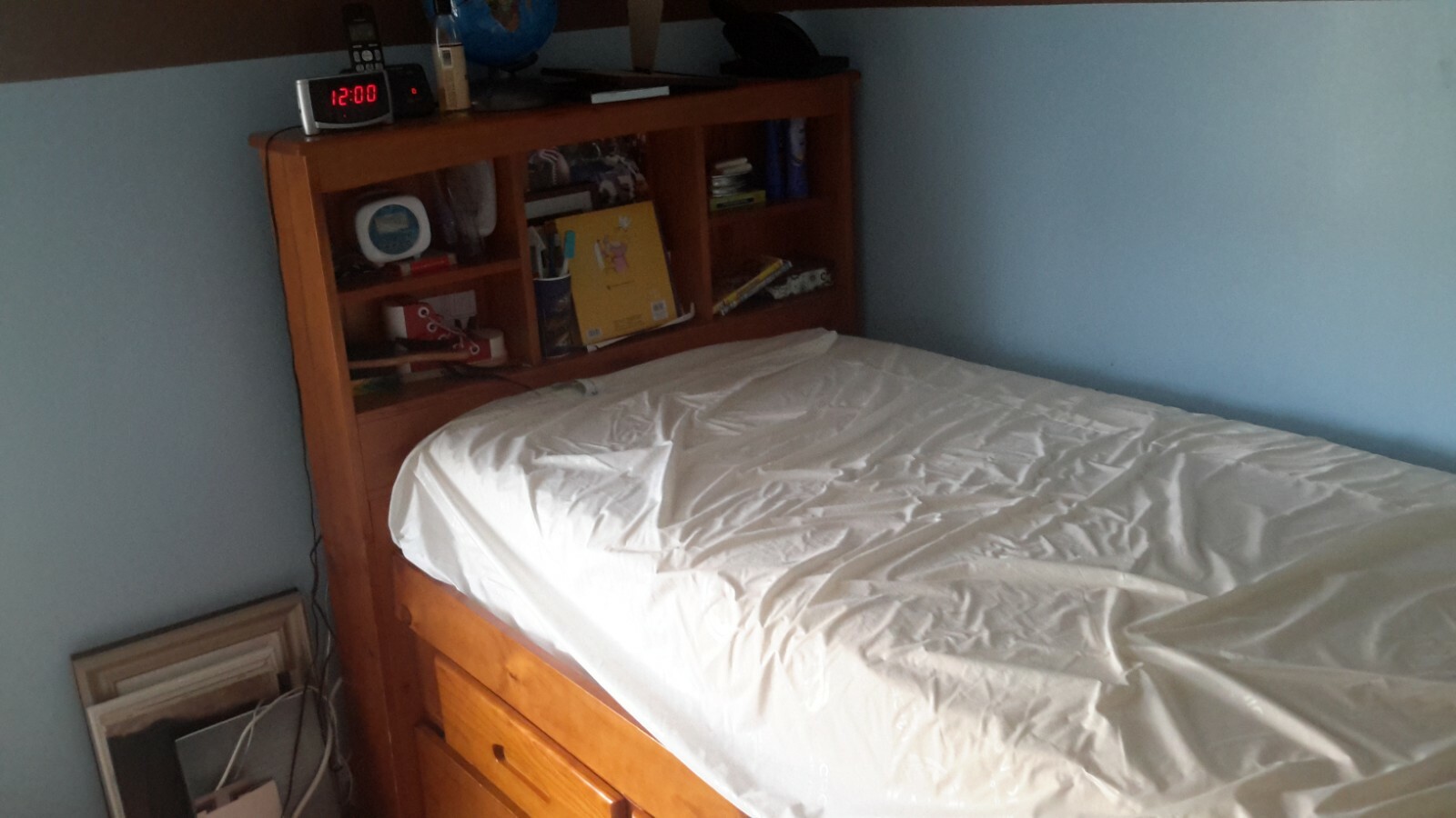 2 Twin Trundle Bed for sale Only 4 left at 75