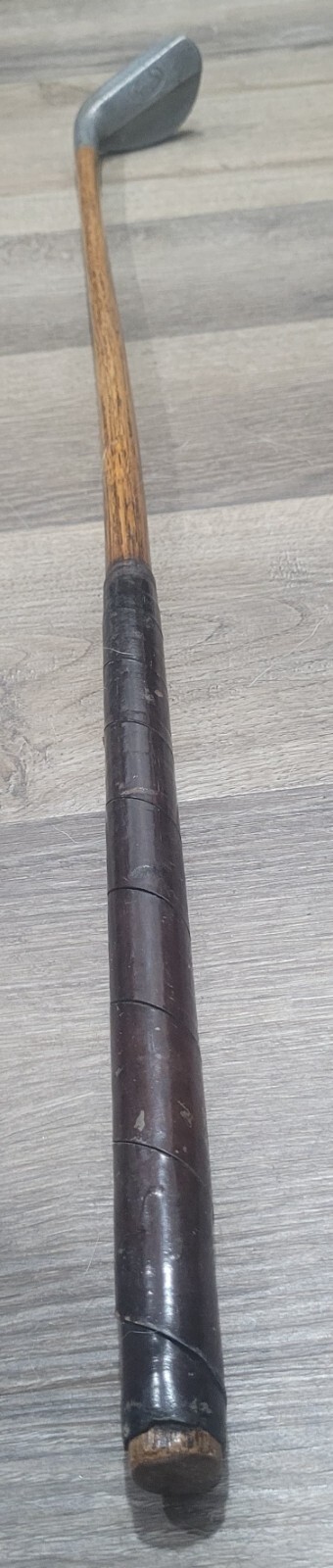 Antique Vintage Peter Clark Westchester Hills NY. Hickory Wood Shaft Golf Putter