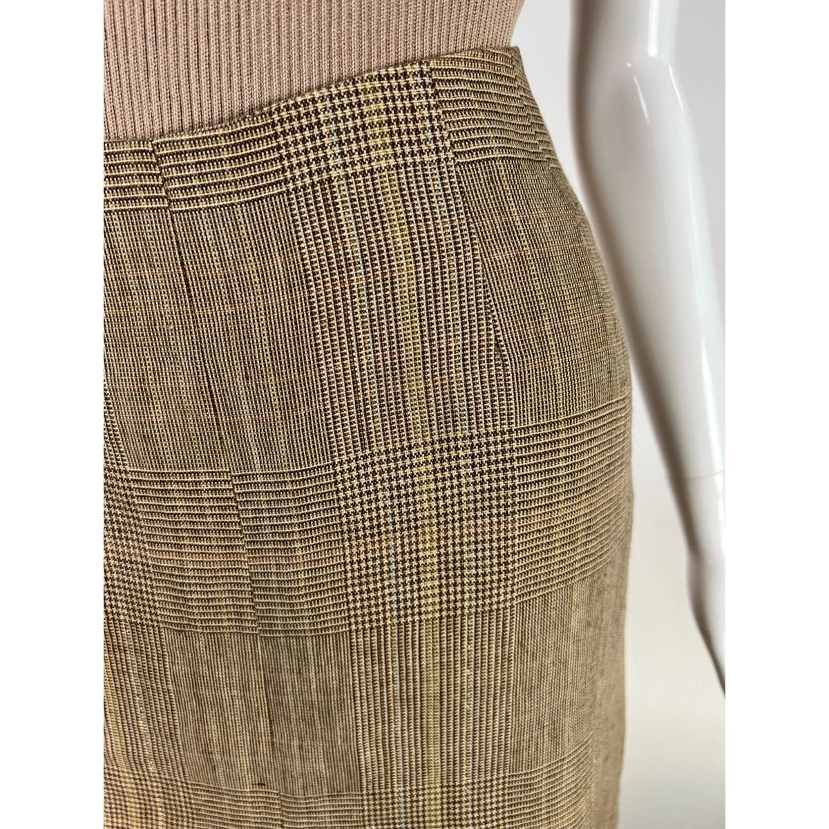 Plaid skirt 2025 outfit zelda
