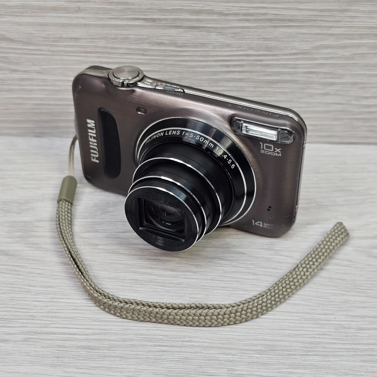 Fujifilm FinePix T200 Camera