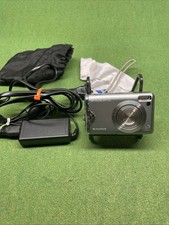 Fujifilm Finepix F20 6.3 MP Compact Digital Camera