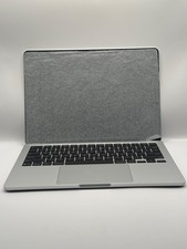 Apple MacBook Air 13-inch M4 2025 - 16GB/512GB SSD Silver  EXCELLENT 2 Cycles 