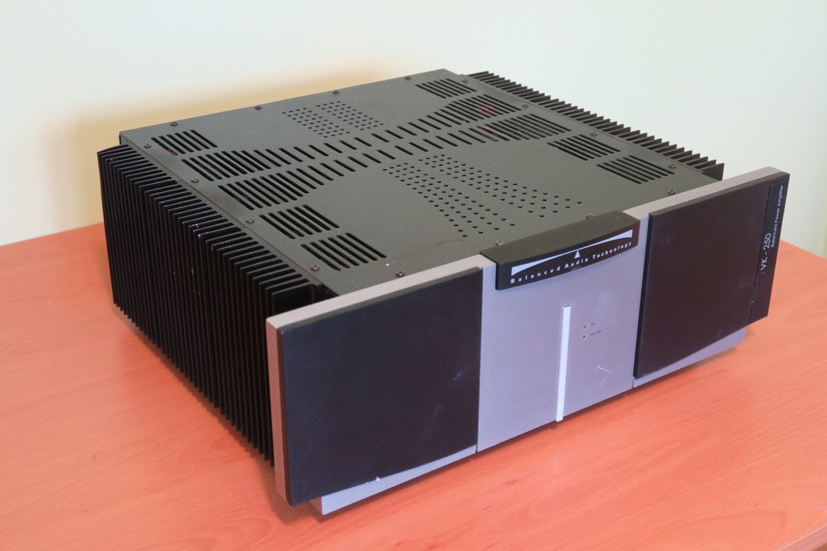 Balanced Audio Technology BAT VK-250 Stereo Power Amplifier Amp
