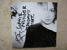 Sophia Hunger Autogramm signed CD Booklet "Monday´s Ghost"