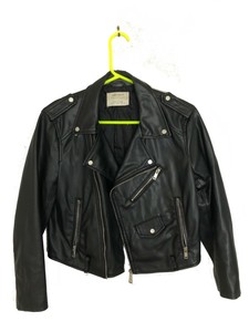 zara cropped leather jacket