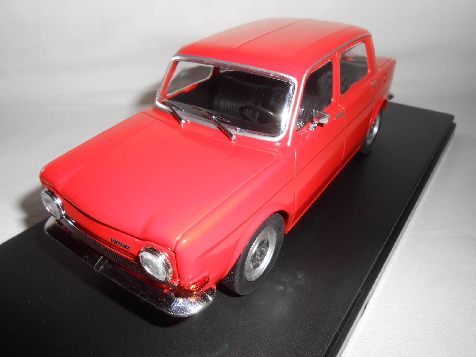Simca 1000 de 1969 voiture miniature de collection 1/24 métal nostalgie vintage