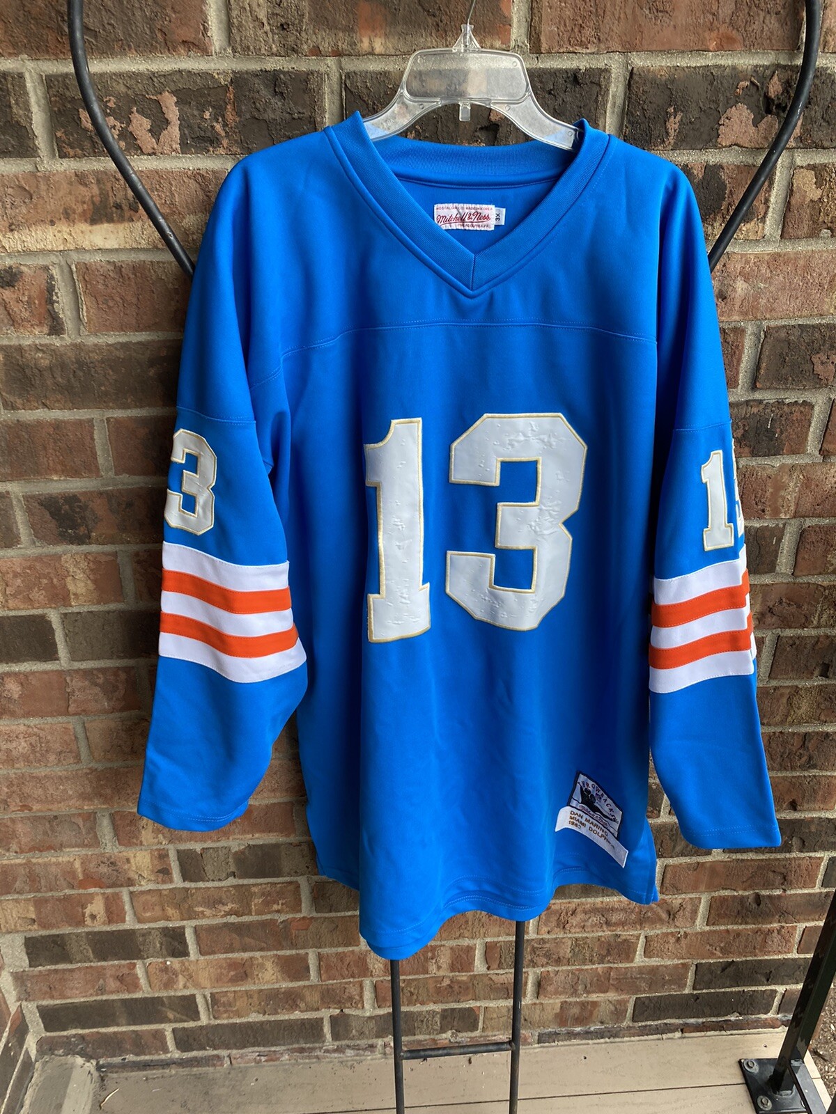 Picture 2 of 24