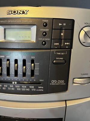 Sony CFD-Z500 Vintage AM/FM Radio CD & Cassette Boombox ( Read