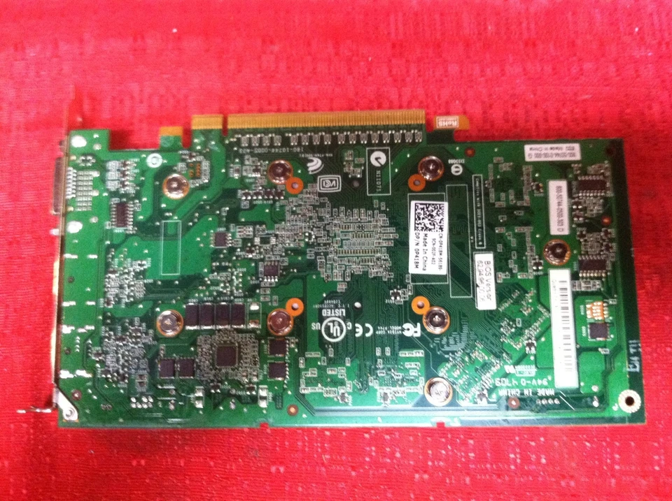 Nvidia Quadro Video Card 0P418M - Image 3 of 3