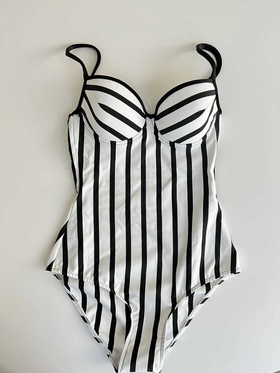 NEW CHANEL Swimsuit Size 36. Cruise 2021/22. 100% Authentic.