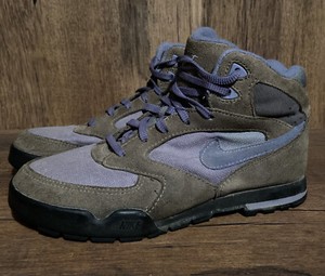 stuart weitzman hitest