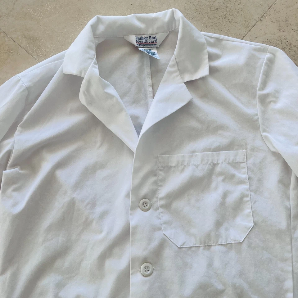 FASHION SEAL HEALTHCARE Unisex Adult Lab Coat Waist Length - Size Small - Image 3 of 4