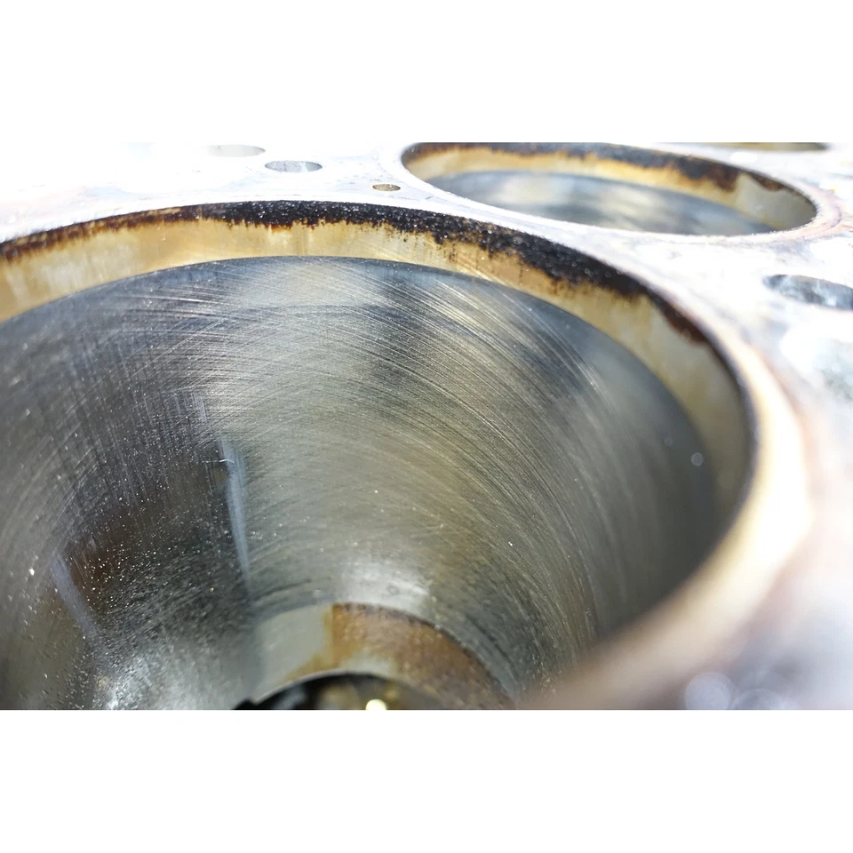 BMW E36 328i E39 528i M52 1996-1999 2,8 L 6 cilindros bloque de motor carcasa desnuda OEM Foto 2 de 4