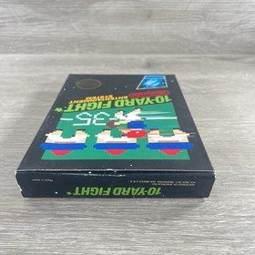 10-Yard Fight (Nintendo Entertainment System, 1985) NES CIB 5 Screw Hangtab
