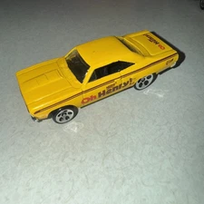HOT WHEELS 70 ROAD RUNNER PART OF OH HENRY CANDY SERIES YELLOW  SINGLE