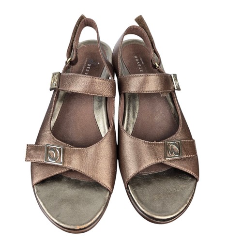 Aravon by New Balance Ava Damen-Sandalen Größe 10 AA bronzefarben Blockabsatz Knöchelriemen - Bild 5 von 12