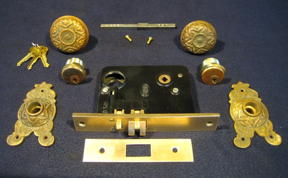 Antique Entry Mortise Lock Eastlake Knobs & Roses Cylinder 3 keys Corbin #1339RH - Image 3 of 4