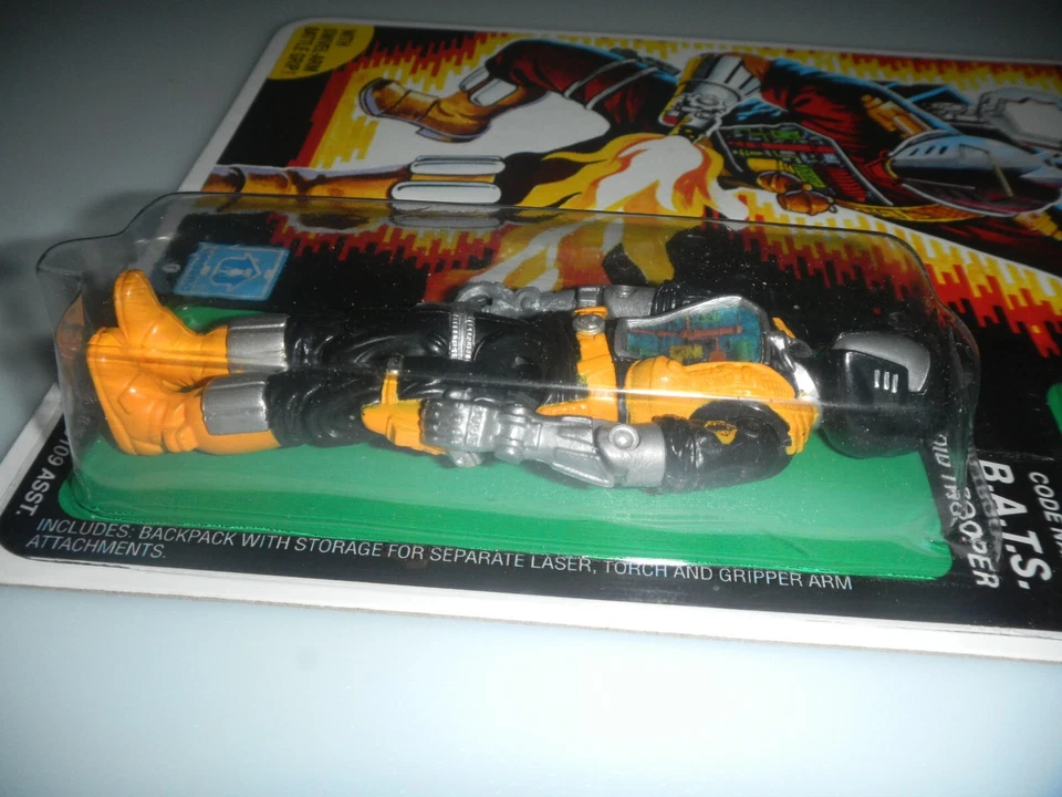 *RECARDADO* 1986 Vintage G.I. Figura GI Joe 3.75 ARAH Cobra BATS v1 100% Completa Foto 4 de 4