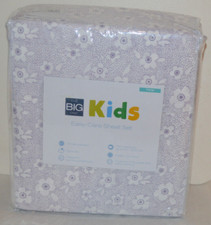 The Big One Kids Easy Care Sheet Set- Size Twin- Purple/White Flowers