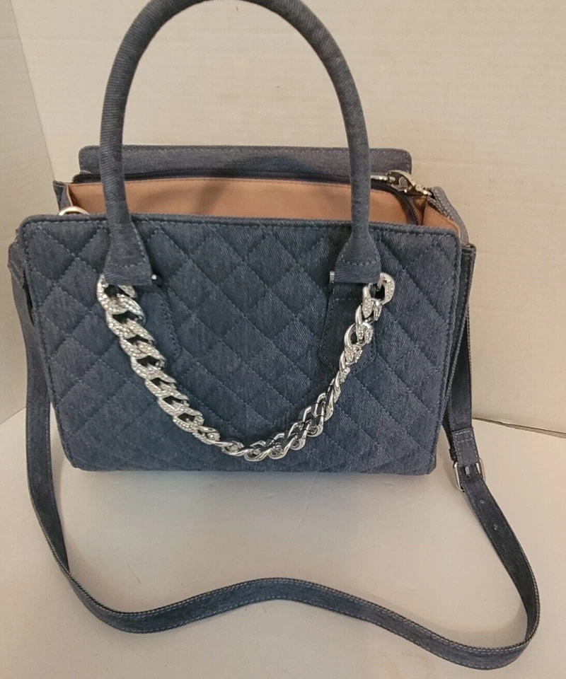 Bandolera acolchada azul denim hombro gruesa cadena plateada pedrería JustFab Foto 2 de 4