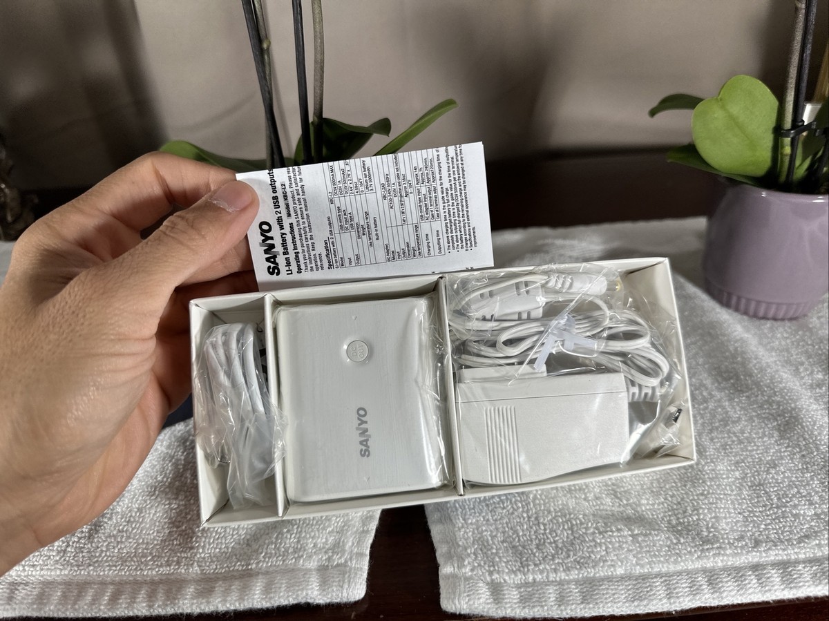 New Sanyo Eneloop Mobile Booster Rechargeable SUPER POWER KBC-L2