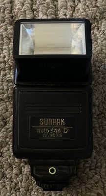 SUNPAK Auto 444 D Black Thyristor Flash Dedicated For Canon Cameras Not Tested