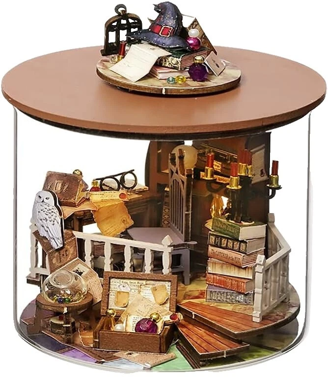 Wooden 1:6 Dollhouses & Room Boxes