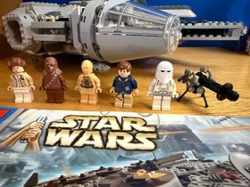 LEGO Star Wars 4504 Millenium Falcon