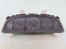 Compteur Mazda MPV
