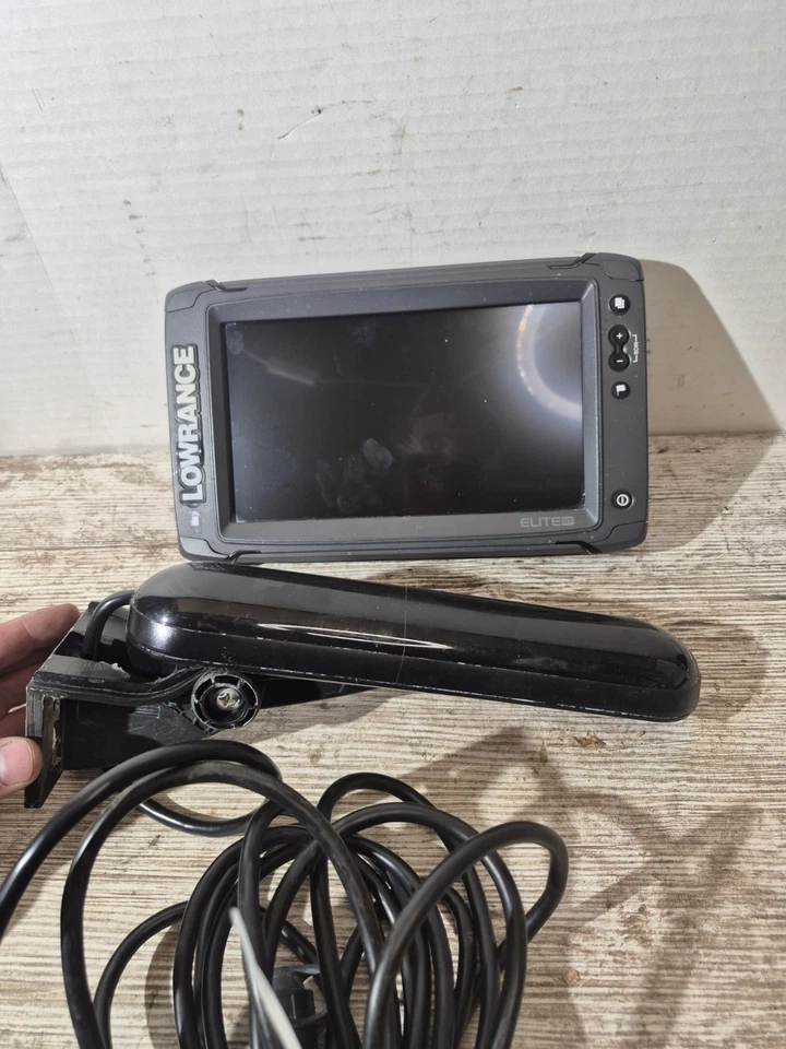 Lowrance Elite-9 Ti GPS Chartplotter Sonar Fish Finder Display W/ Transducer - Image 3 of 4