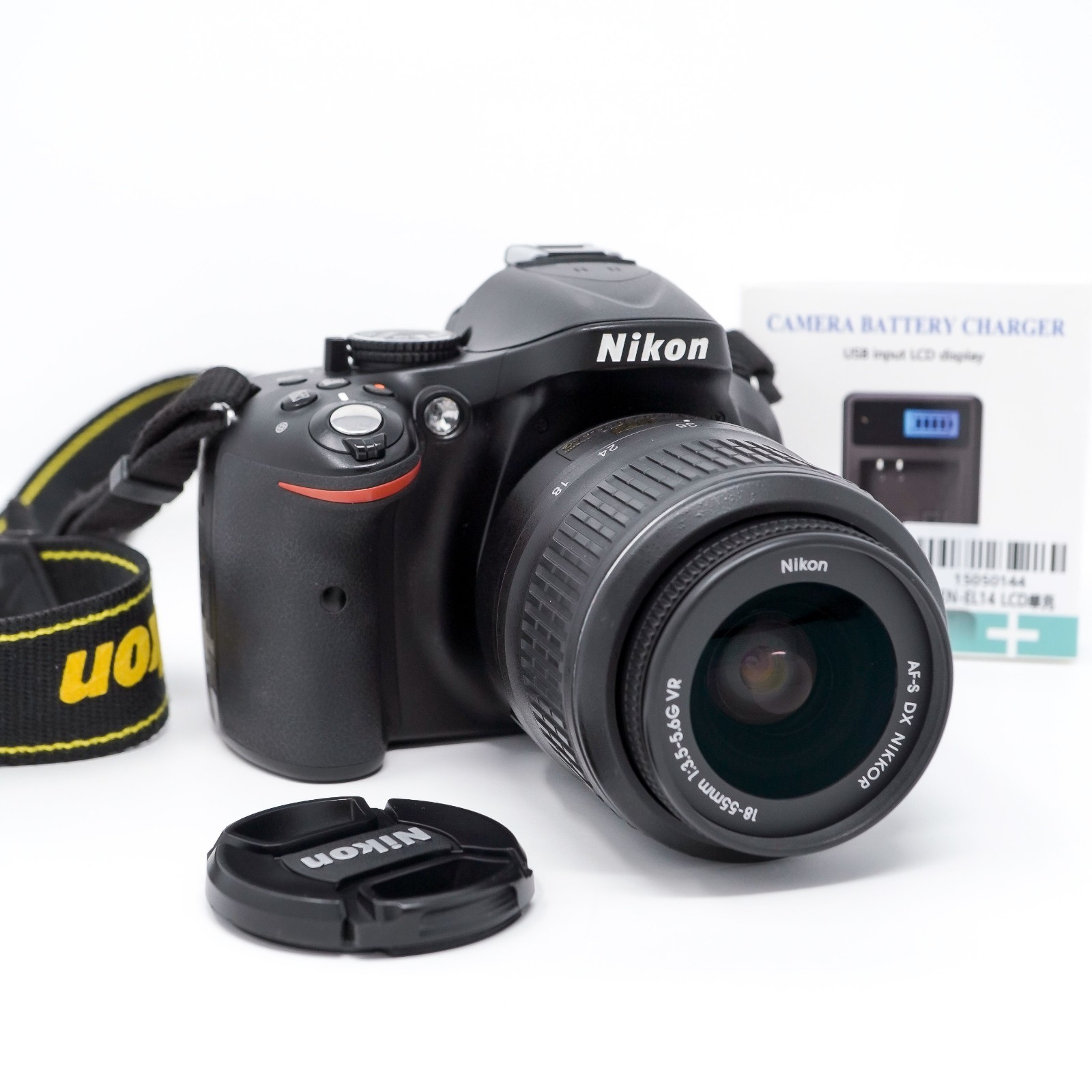 Nikon D5200 24.1MP DSLR Camera + 18-55mm Lens Kit - Great Condition - 7k SC