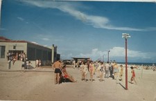 Pensacola Florida 1958 beach postcard ladies men
