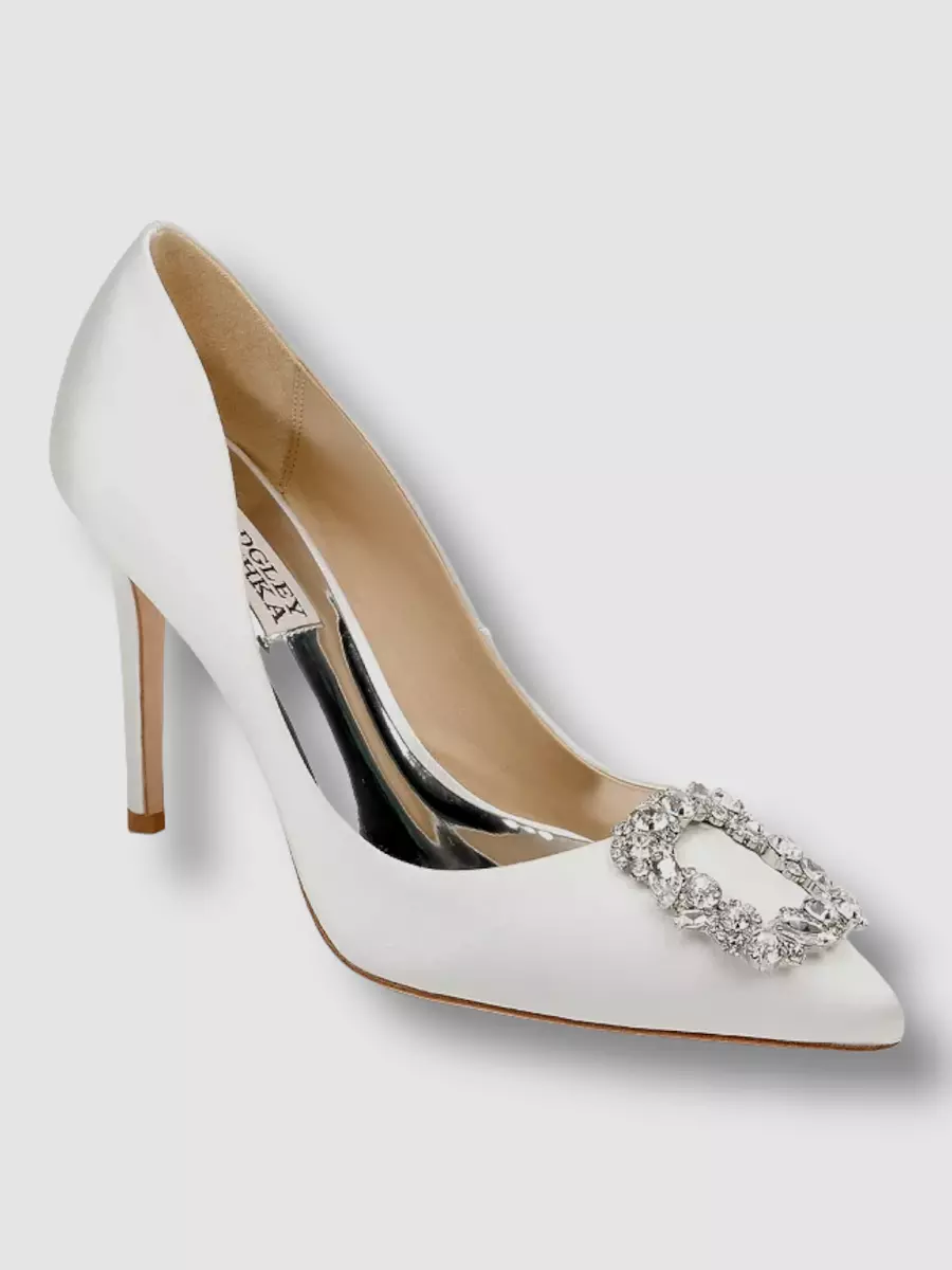 235 Badgley Mischka Women s White Cher Embellished Pumps Heel Shoes Size US 6.5