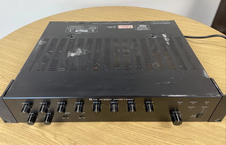 TOA A-906MK2 Mixer/Preamplifier - Image 2 of 3