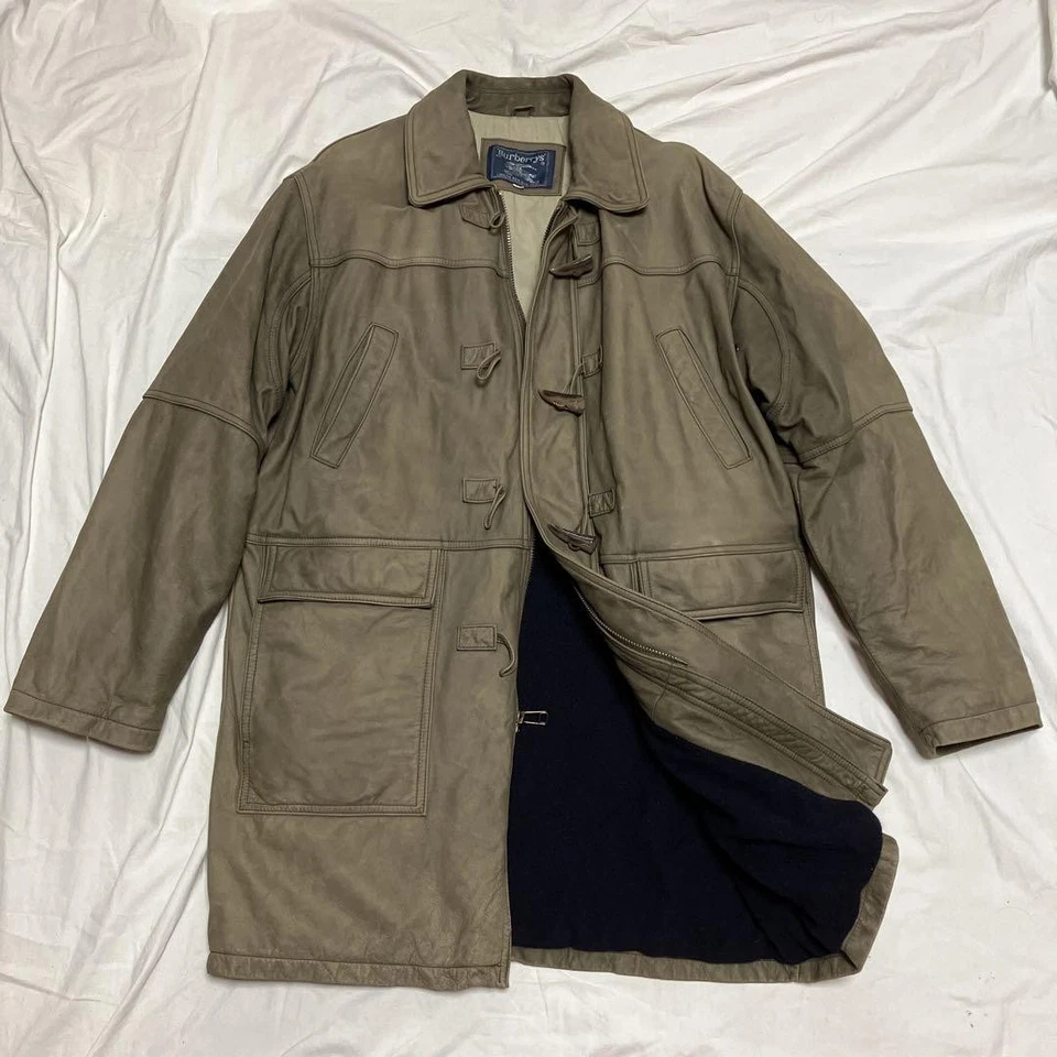 Кожаное спортивное пальто BURBERRY с вешалкой, сделано в Канаде - Изображение 2 из 4