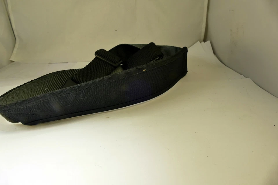 Correa de hombro para cuello para funda de cámara con clips redondos de plástico de 2,5" de ancho  Foto 3 de 4