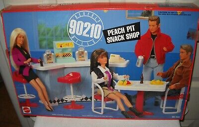 Rare Nib Vintage Mattel Beverly Hills Peach Pit Playset Ebay