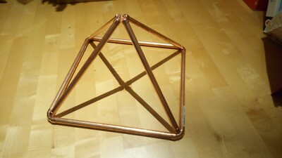 Pyramide Kupfer cheops Elektrokultur 38,8 cm Seitenl. 24,4 cm Höhe Reiki