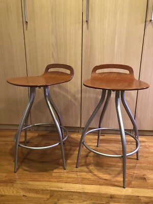 EUC x 2 Calligaris GIN Satin Finished Steel cherry wood counter stools chairs
