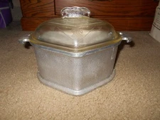 Guardian Service Oven Cook Pot with Lid, Vintage 3-Sided Cookware, Cooking Pot