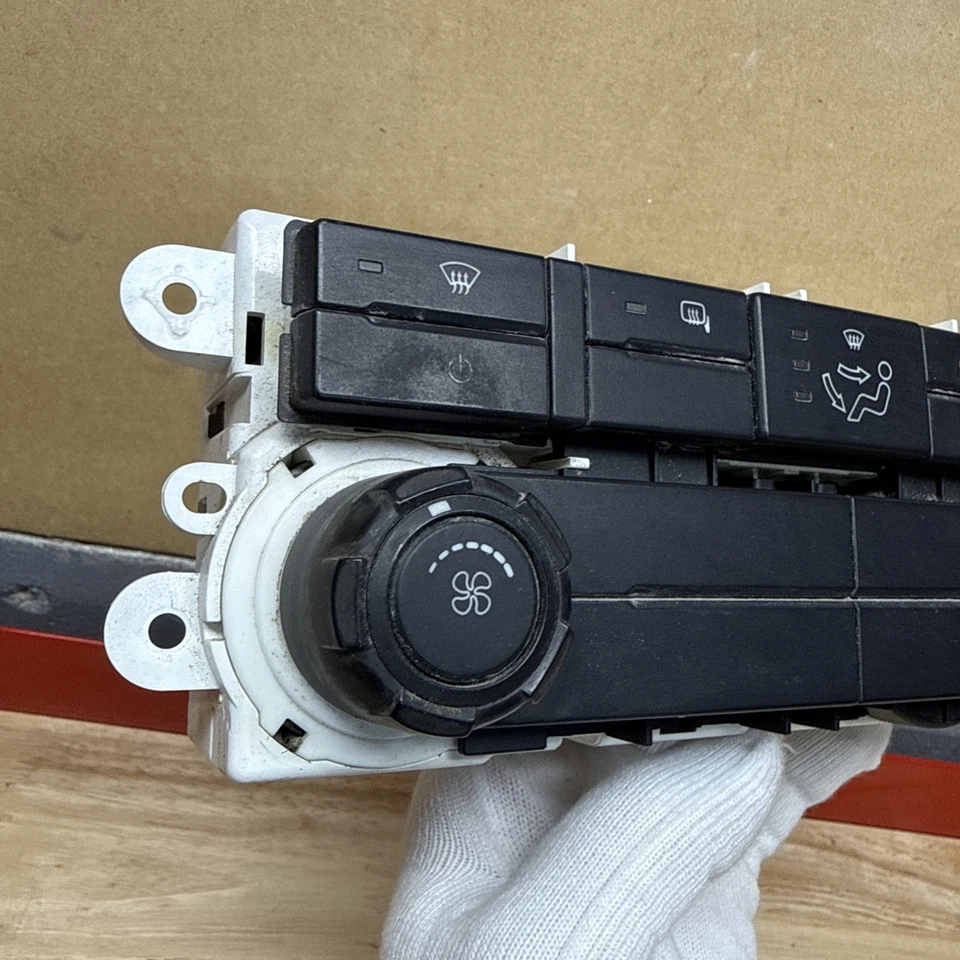 2011 - 16 Ford F250 F350 Heater A/C Manual Control Heated Mirrors BC3T19980EB Foto 2 de 4