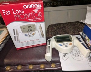 Omron HBF-306C Fat Loss Monitor White Silver Good Condition Tested Working 