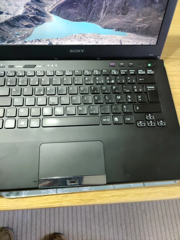 Sony VPCSB3S9E 13.3 in Laptop i7-2620M 2.70 GHz 12GB 1TB SSD Windows 11 Pro - Image 3 of 4