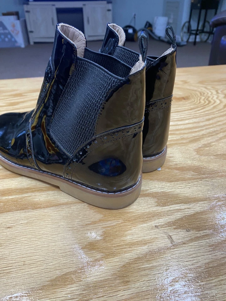 Botas Elephantito Chelsea infantil 3 preto couro envernizado biqueira redonda S57 - Imagem 3 de 4