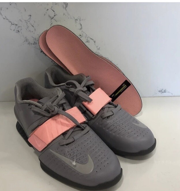 RARE Nike Romaleos 3 XD weight lifting Atmosphere Grey Pink  display picture 3