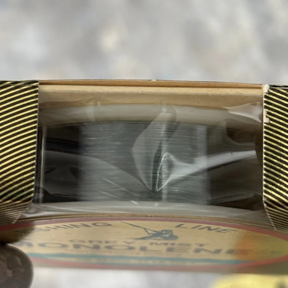 Antigo. Lote de 4 novas linhas de pesca cinza/névoa MONOLENO 0151 polegadas diâmetro 17 lb teste 110 jardas - Imagem 3 de 4