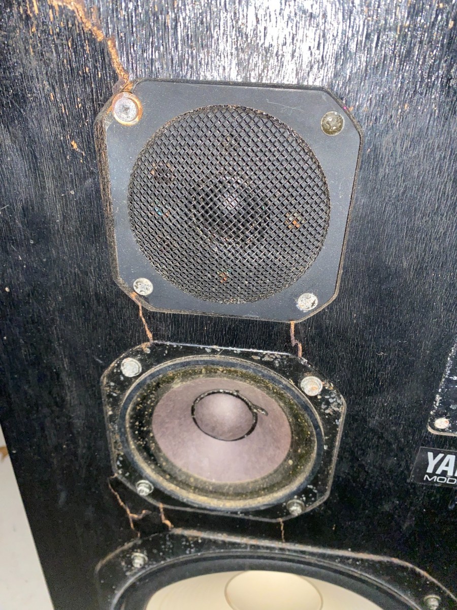 Yamaha Speakers NS-344 Audiophile Studio Monitors Parts only